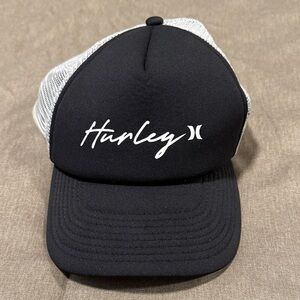 Hurley Classic Black and White Mesh Cap